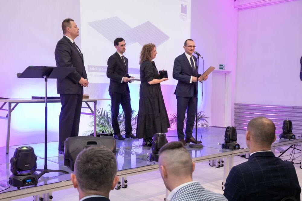 diamenty meblarstwa 2022 trójwymiarowe fronty meblowe melafol melaco