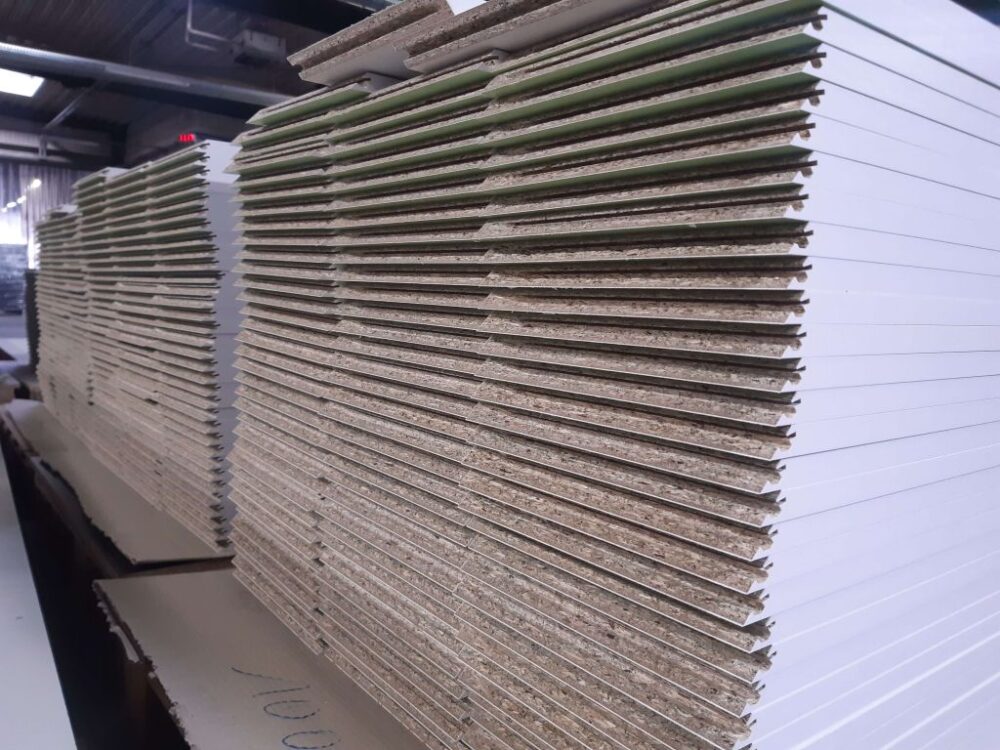 Przykład wykonania w systemie Flick&Click™: Moduły meblowe do łazienki