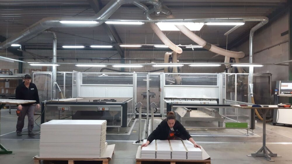 Przykład wykonania w systemie Flick&Click™: Moduły meblowe do łazienki