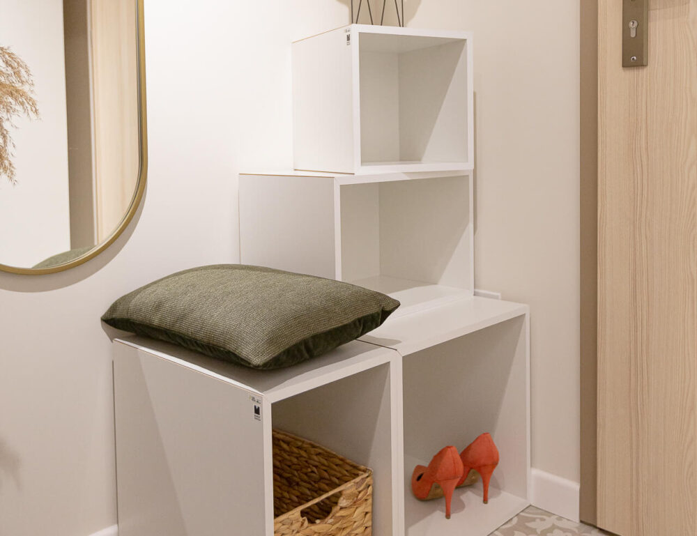 HOME OFFICE - modułowe meble dla nowoczesnych wnętrz