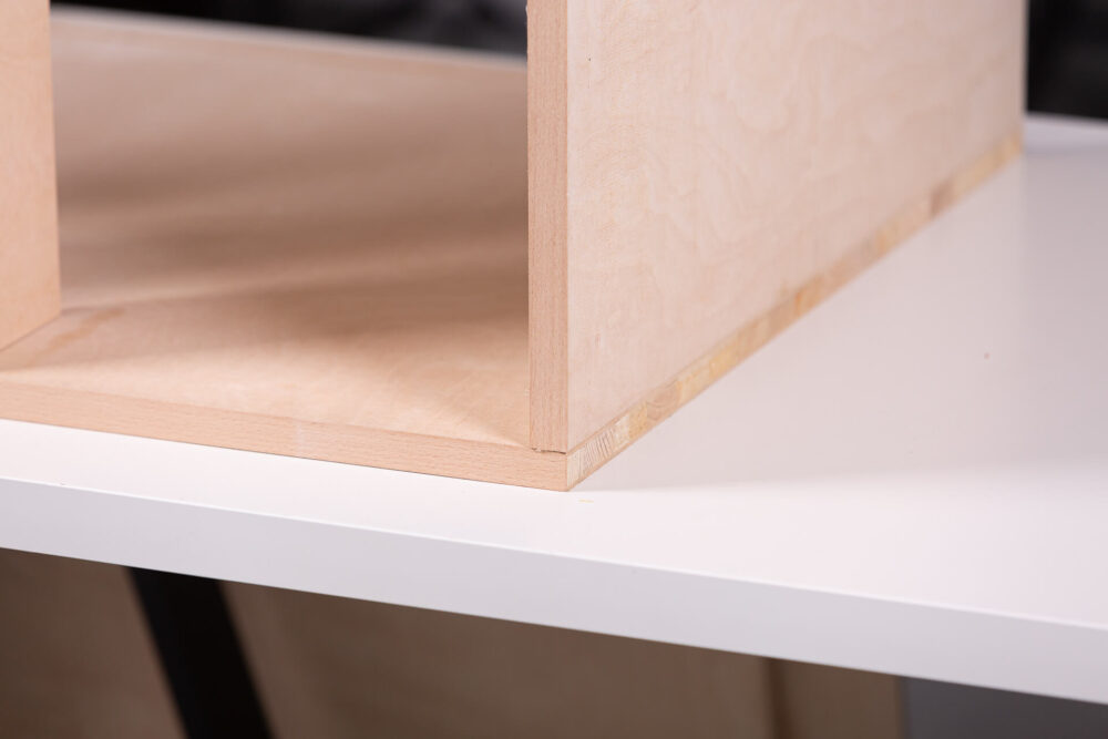 Meble systemowe i modułowe - korzyści dla producentów na przykładzie realizacji Melaco